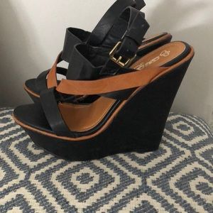 Wedges size 8.5 NEW
